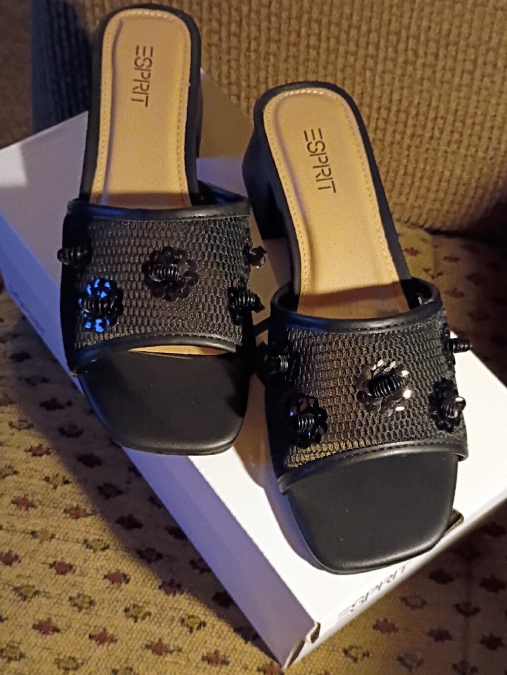 Esprit Women's Black Slip-On Mules with Knotted Floral Accents Size 7, NWT W/Box - Picture 16 of 16